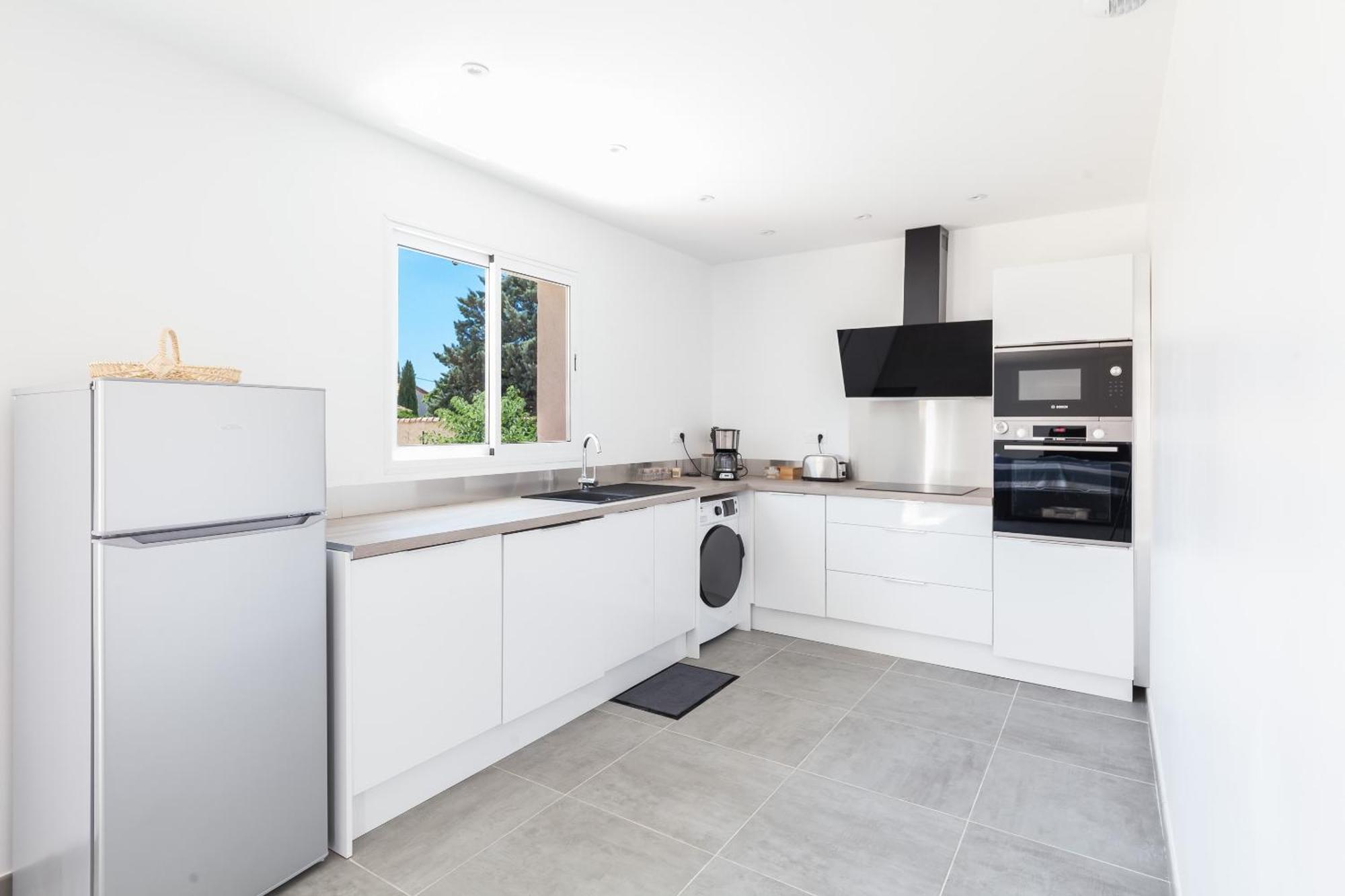 ""Villa Dos"" 80 M2 Avec Jacuzzi Saint-Mitre-les-Remparts Bagian luar foto